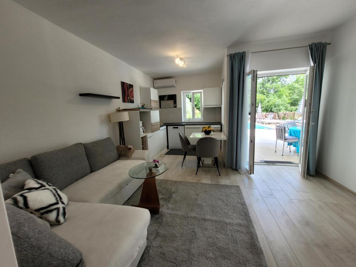 Ferienwohnung Mit Pool Kroatien Mit Meerblick Und Pool Lovran Eksteriør bilde